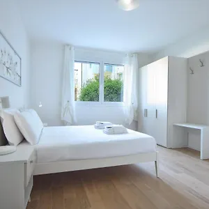  Apartament Welc-om Santa Sofia Włochy
